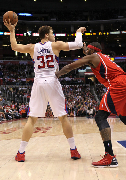 blake_griffin_josh_smith_getty_images_798212153