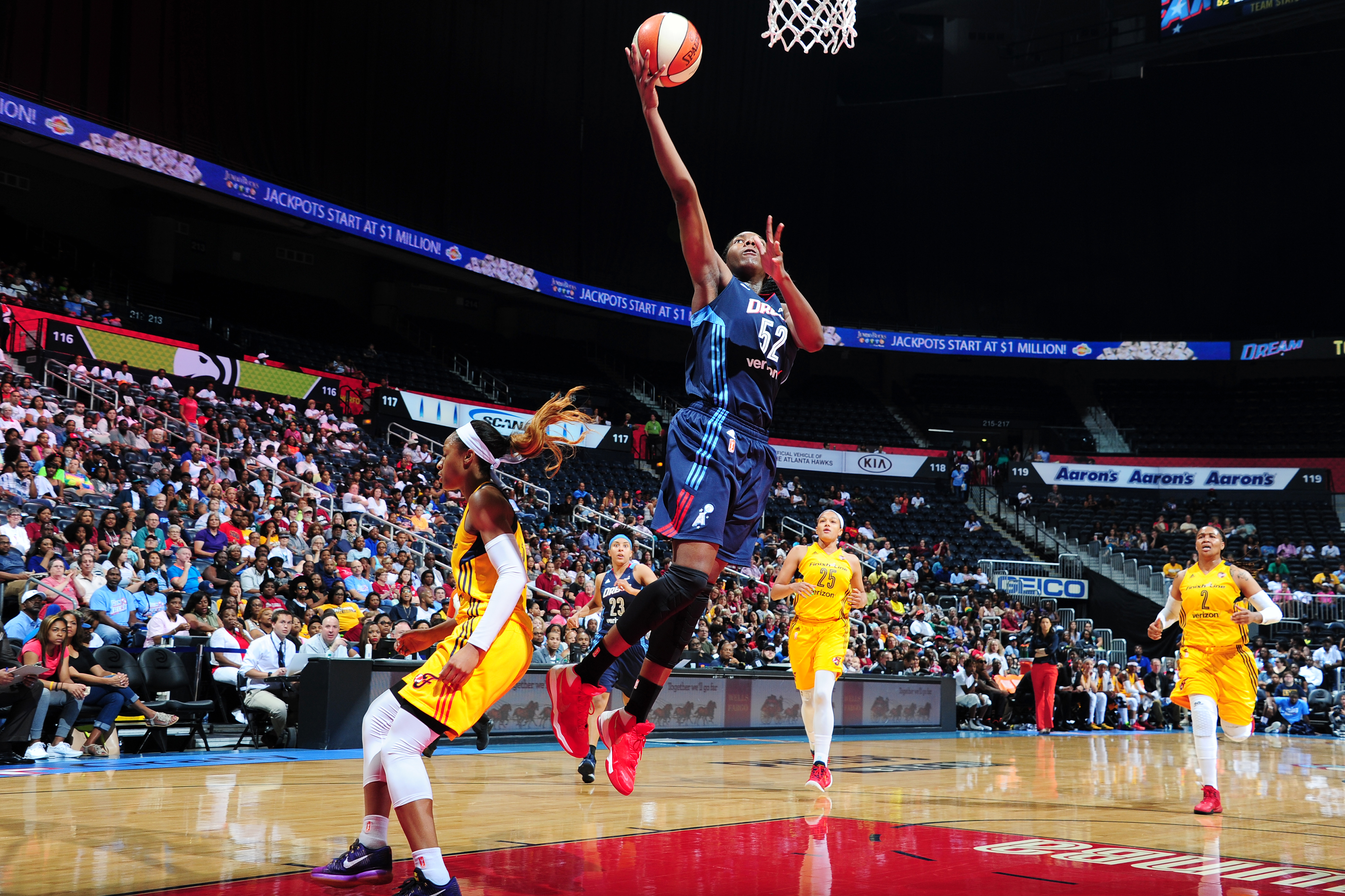 ATLANTA, GA - MAY 29:  Elizabeth Williams #52 of the Atlanta Dream shoots the ball against the Indiana Fever on May 29, 2016 at Philips Arena in Atlanta, Georgia.  NOTE TO USER: User expressly acknowledges and agrees that, by downloading and/or using this Photograph, user is consenting to the terms and conditions of the Getty Images License Agreement. Mandatory Copyright Notice: Copyright 2016 NBAE (Photo by Scott Cunningham/NBAE via Getty Images)